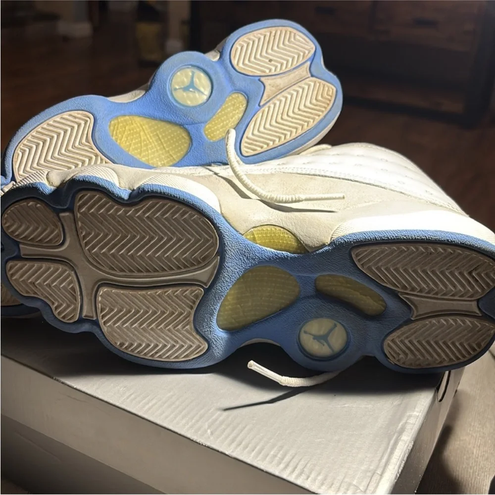 Nike Air Jordan 13 Retro Sz‎ 5.5y UNC White Flint Neutral Grey